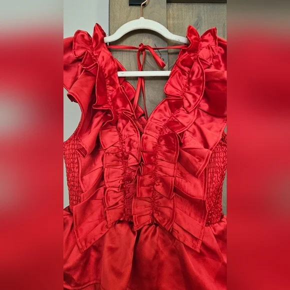 KARLIE Satin Ruffle Smock Dress in Red. Size  M NWOT - Picture 5 of 14